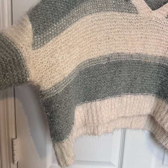 Alter’d State Strip Teal and Cream Sweater - Picture 4 of 9
